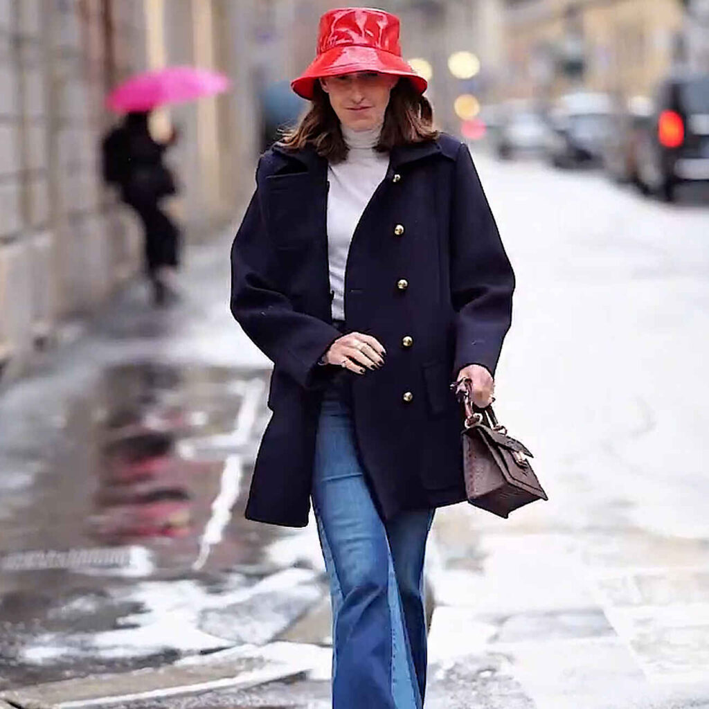 Στιλ υπό βροχή: Έξυπνα tips για να δείχνετε κομψές όταν βρέχει