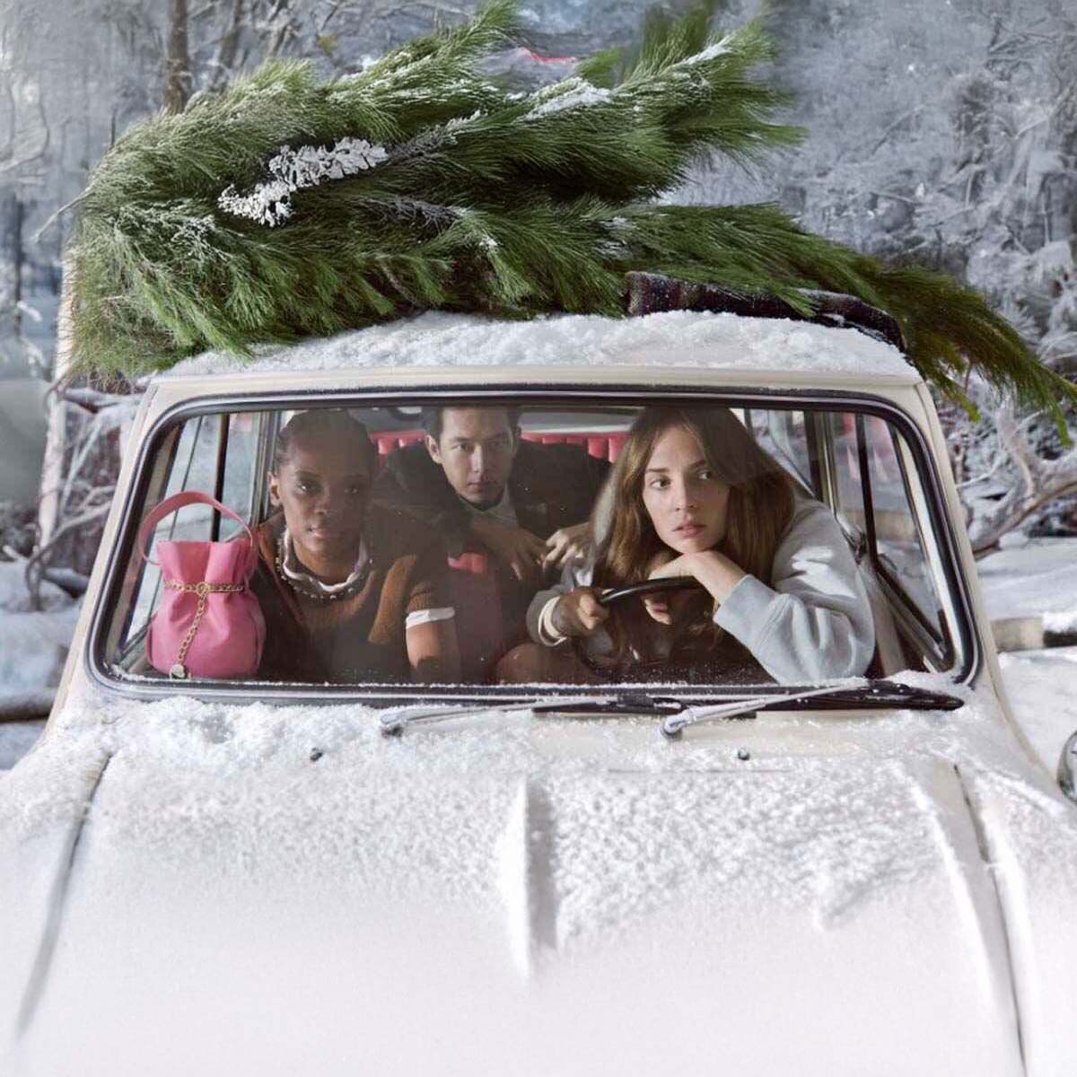 prada-xmas-25-campaign