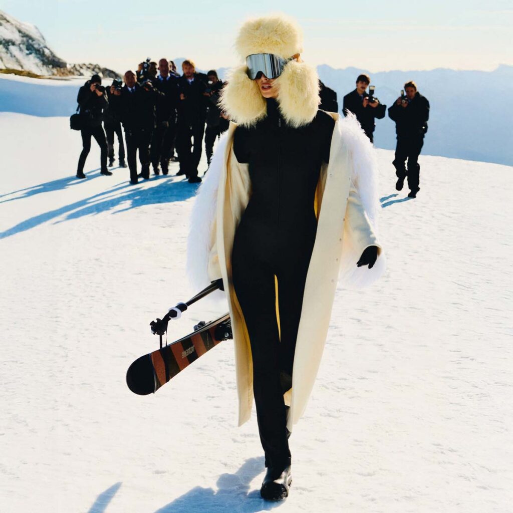 Jacquemus × Nike Après Ski (6)