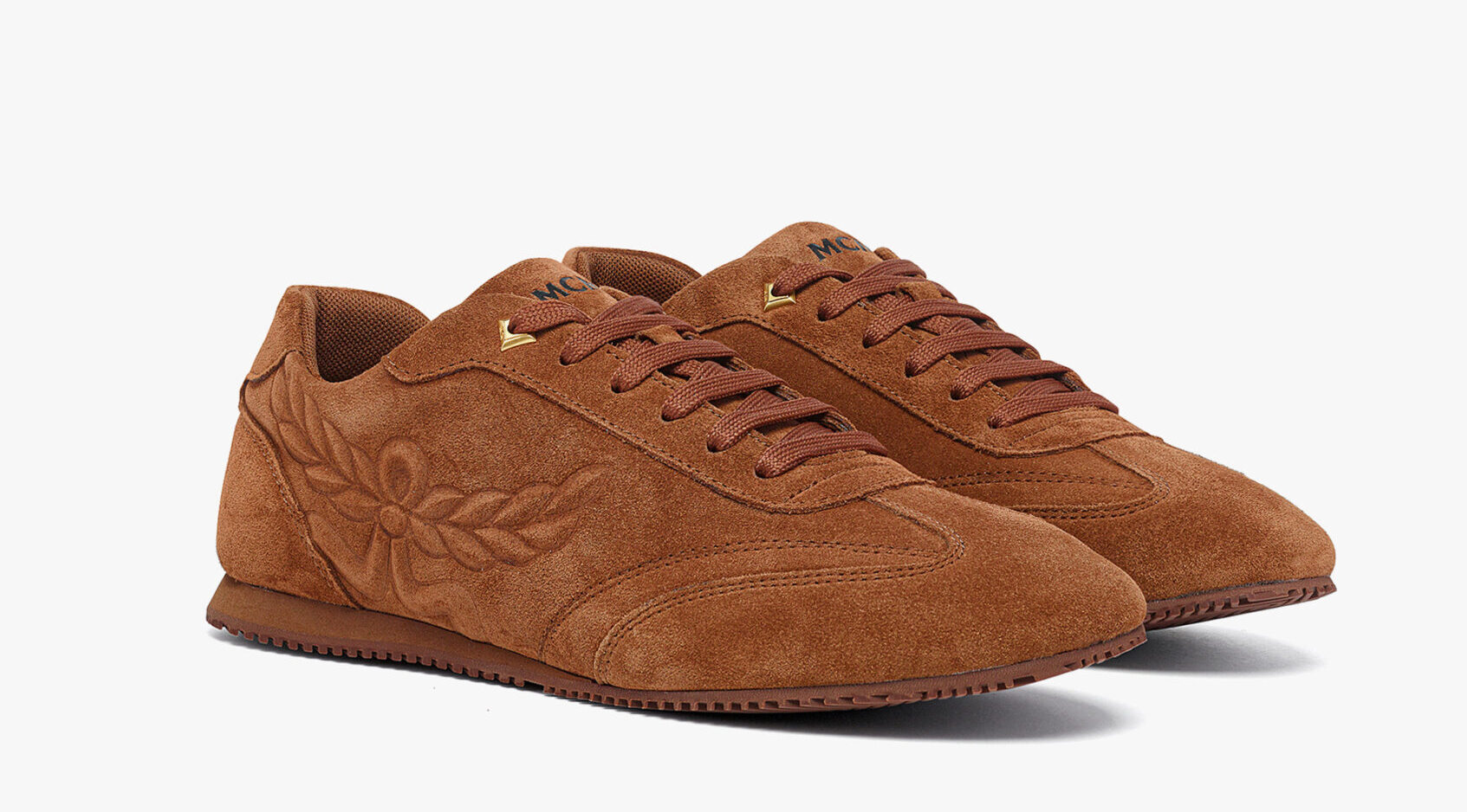 ΠΑΠΟΥΤΣΙΑ MCM