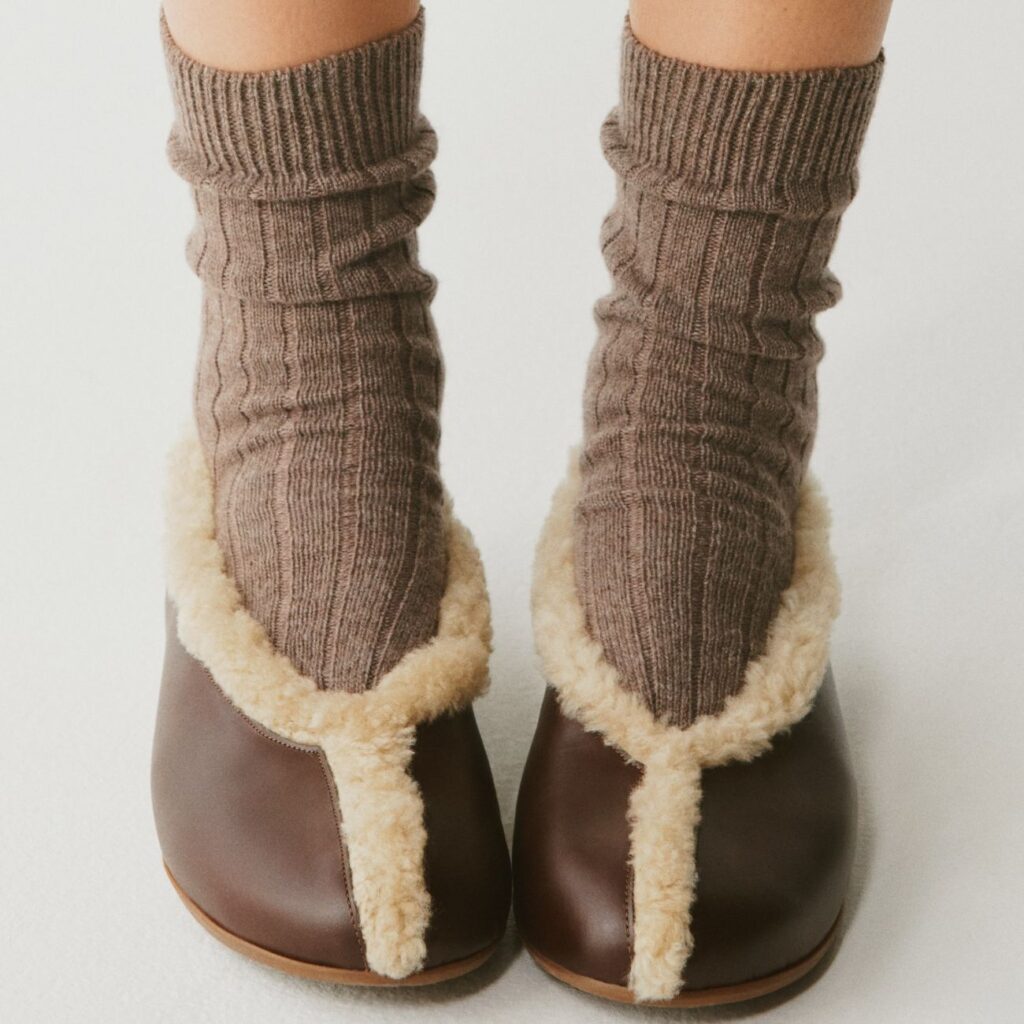 ancient-greek-sandals-1