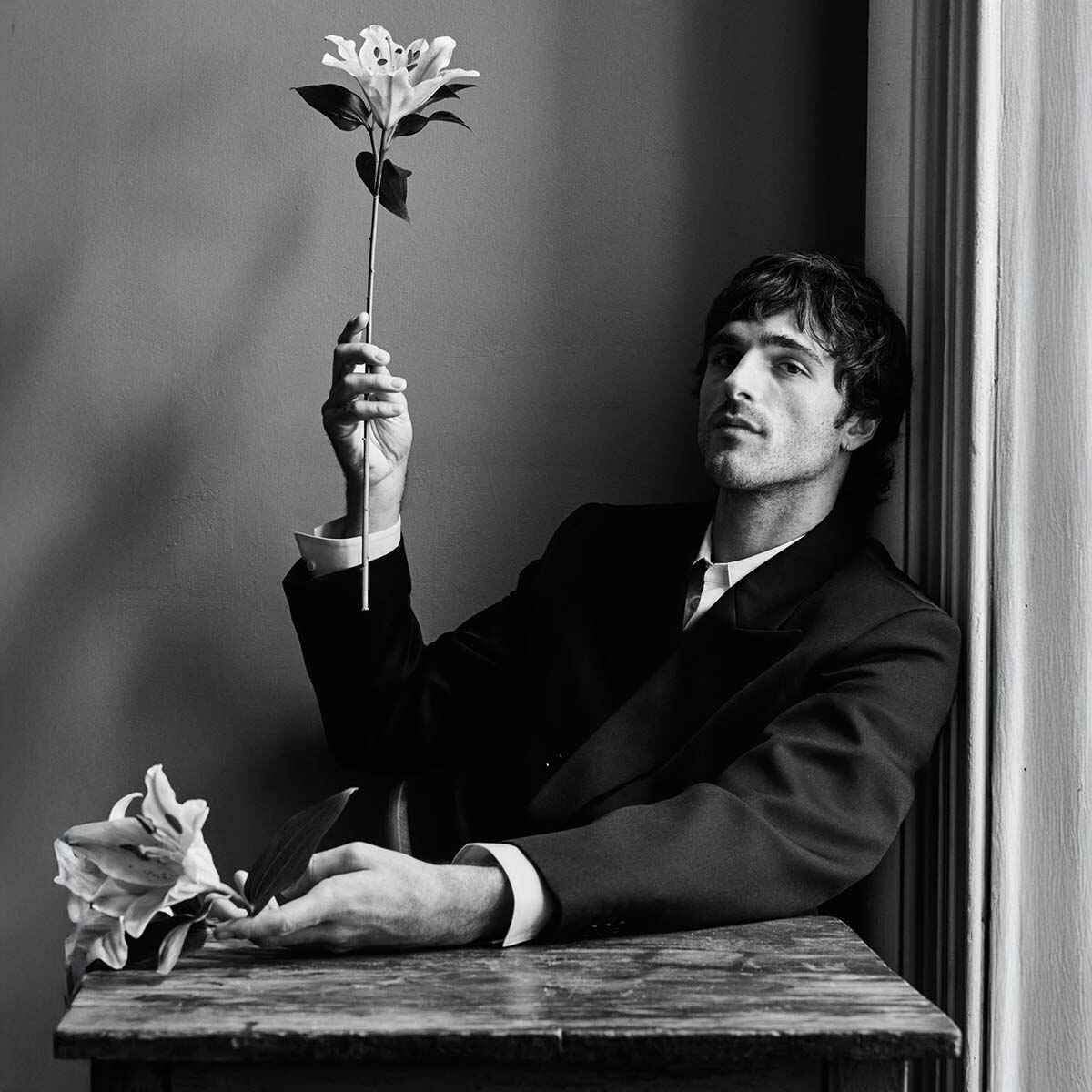 bottega-veneta-jacob-elordi- (5)