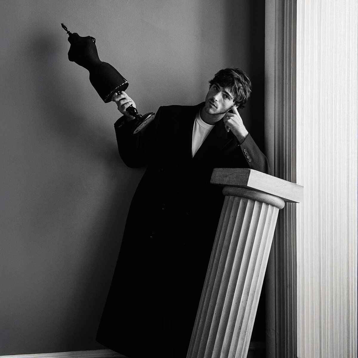 bottega-veneta-jacob-elordi- (7)