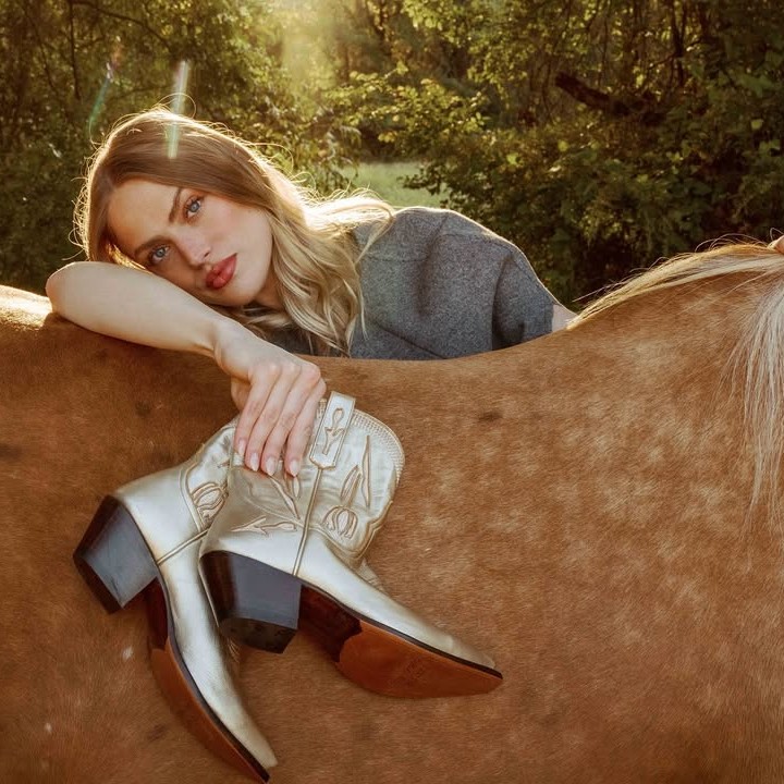 Carolina Herrera Miron Crosby