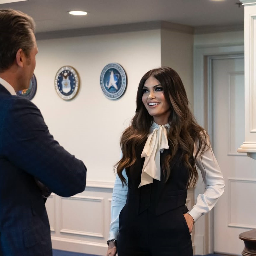 Bow Power: Από τη Lady Di στην Kimberly Guilfoyle