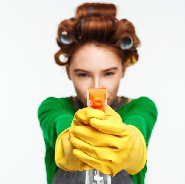 Φυσικό καθαριστικό για ξύλινο πάτωμα: 3 τρόποι για να λάμπει το σπίτι σας