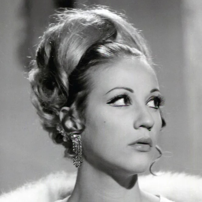 Σε δημοπρασία ο θησαυρός της Ζωής Λάσκαρη με κοσμήματα άνω των 120.000 ευρώ