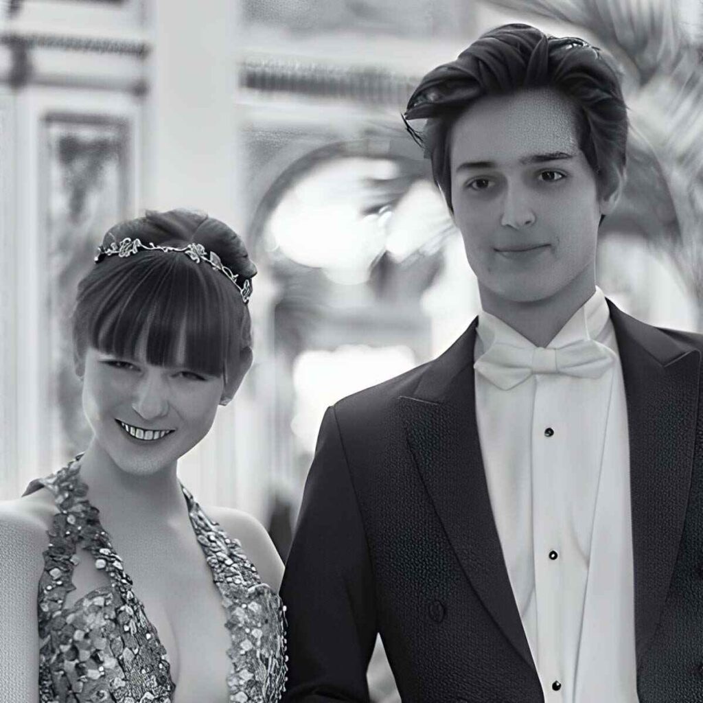 le-bal_story_1548x1548 (2)