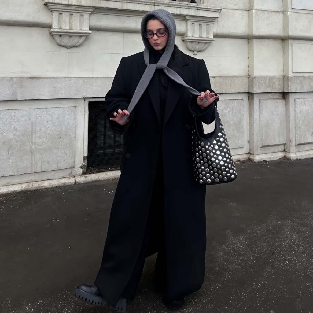 matildemantini-suede-studded-bag_2160x2700