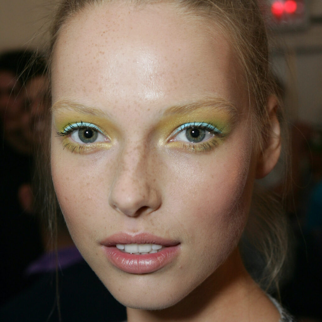 Pistachio makeup: Το πιο trendy χρώμα μακιγιάζ για τον φετινό χειμώνα