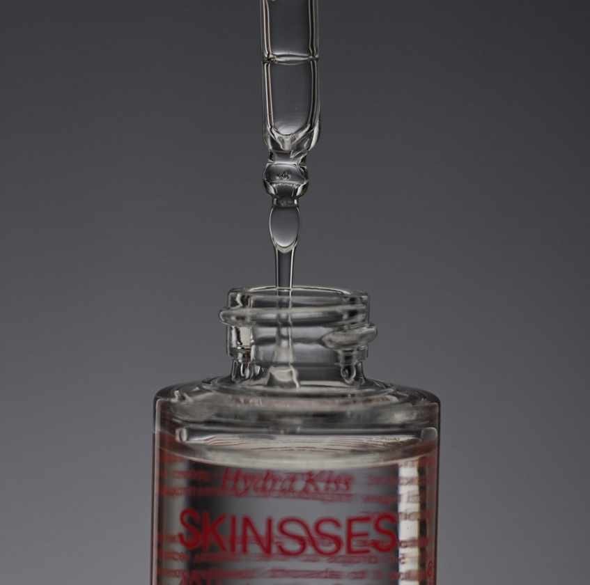 Skinsses: Το νέο ελληνικό brand που υπόσχεται επιδερμίδα για φίλημα