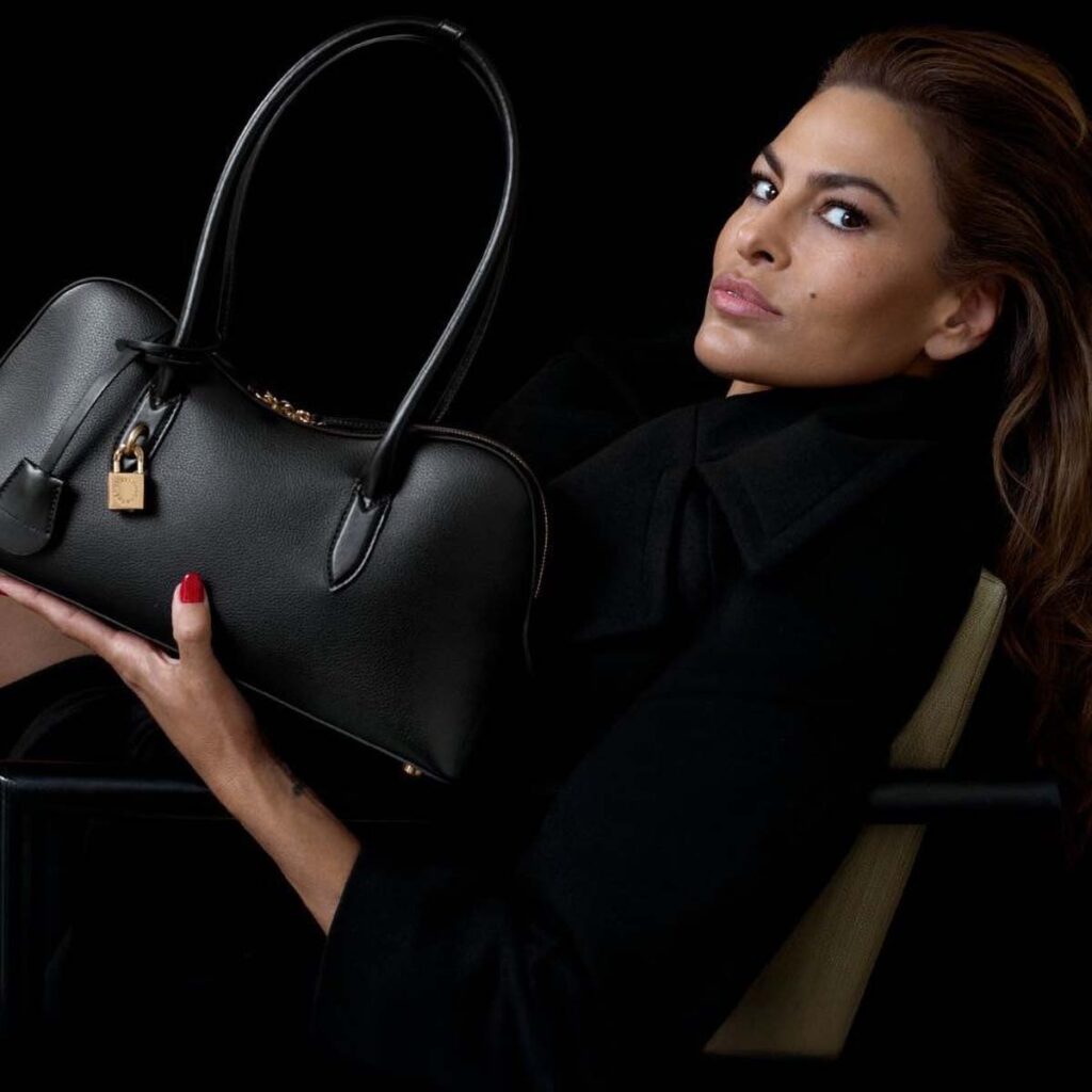 H Stella McCartney και η Eva Mendes μας συστήνουν την νέα τσάντα Ryder