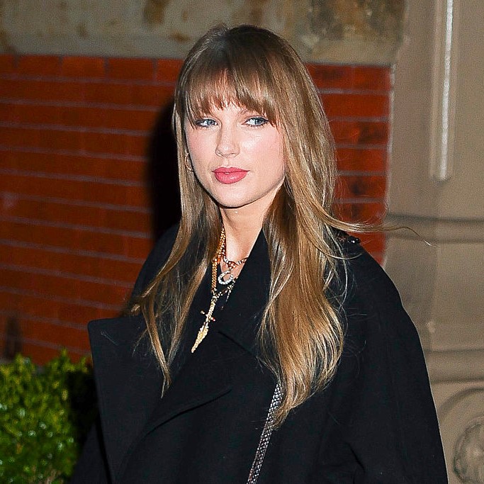 Ποια είναι η ιστορία του ρολογιού των 55.000 ευρώ της Taylor Swift