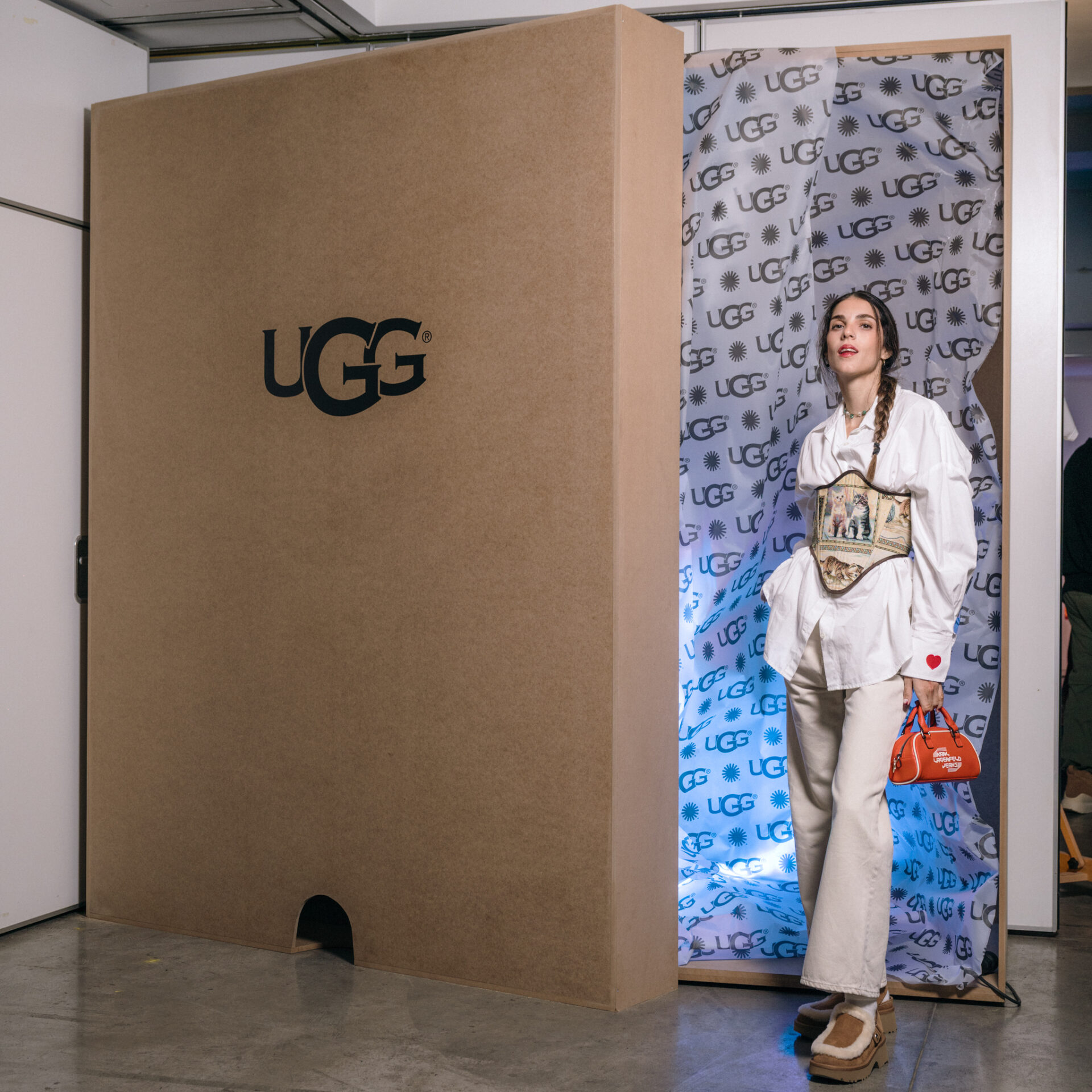 ΑΝΝΑ ΜΑΡΙΑ ΒΕΛΛΗ - CONTENT CREATOR