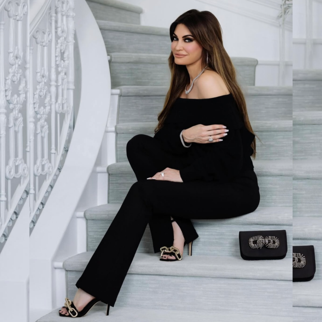 Στα μαύρα-profile