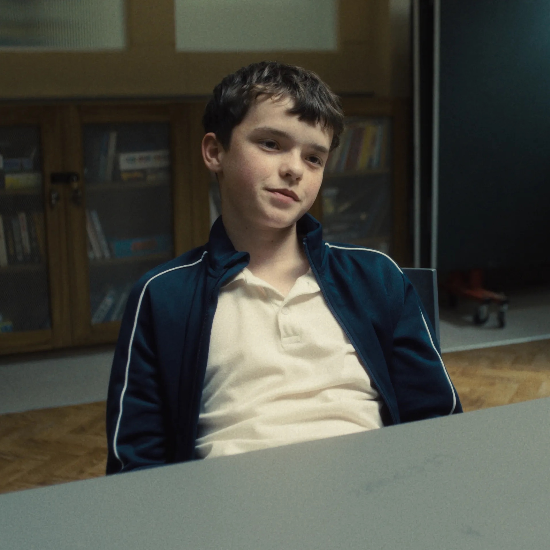 Adolescence.jpg αντίγραφο