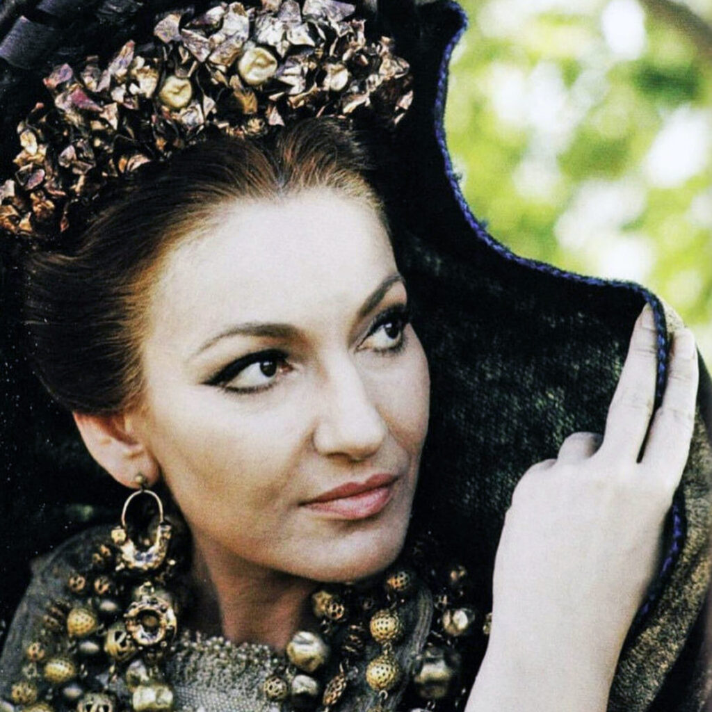 Η γραμμή που έγινε θρύλος | Το signature eyeliner look της Maria Callas