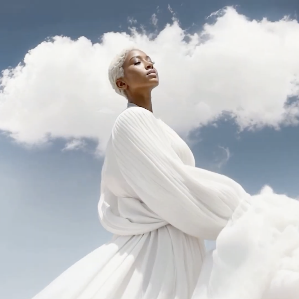 Το χρώμα Pantone 2026 μόλις έγινε άρωμα | Πού θα το βρείτε