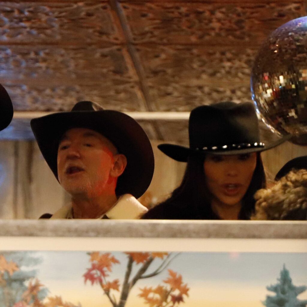 Lauren Sánchez: Το πάρτι, η τσάντα και το western style: Πόσο κόστισαν;