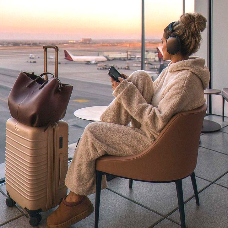 Ταξίδι με αεροπλάνο: Έτσι θα αποφύγετε τις ιώσεις