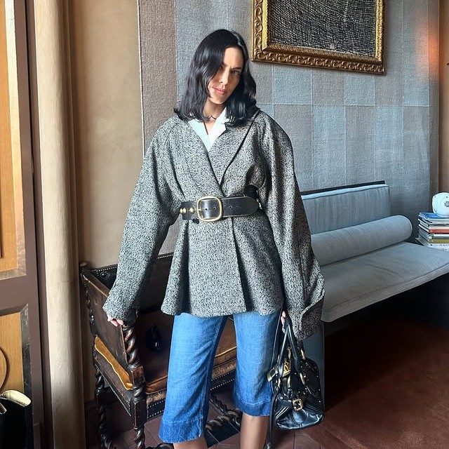 alexa-chung-tsanta-paddington-1