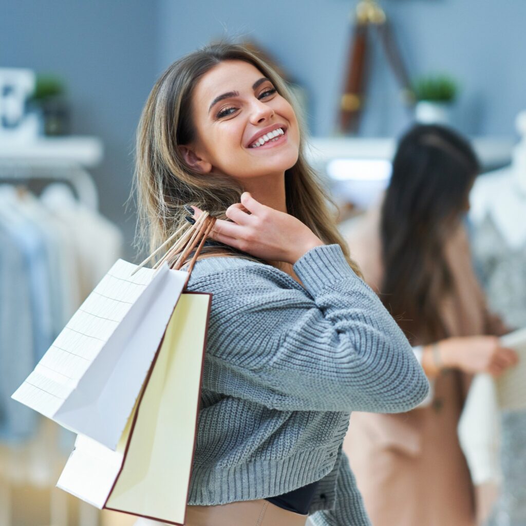 Aλλάζουν όλα στο shopping: Τι είναι το cashback που έρχεται στην Ελλάδα