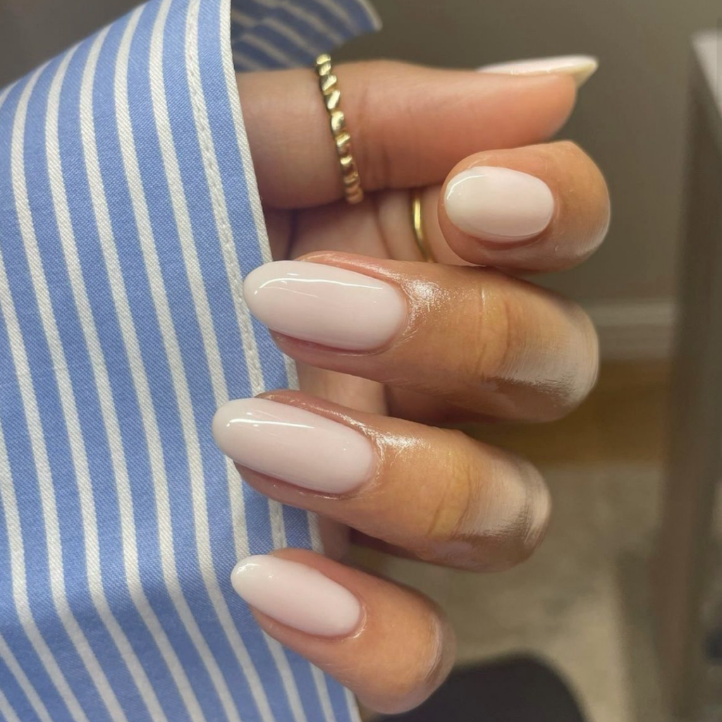 cloud dancer manicure 1