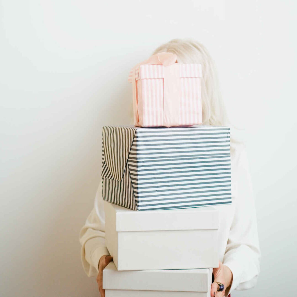 Fashion ideas: Προσιτά δώρα κάτω από 30 ευρώ