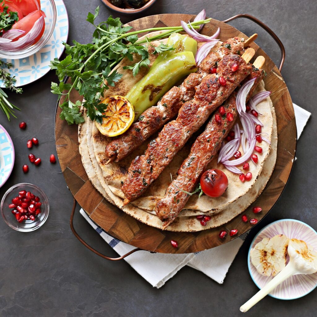 Ποια κουζίνα είναι η καλύτερη στον κόσμο για το 2025; Πού κατατάσσεται η ελληνική