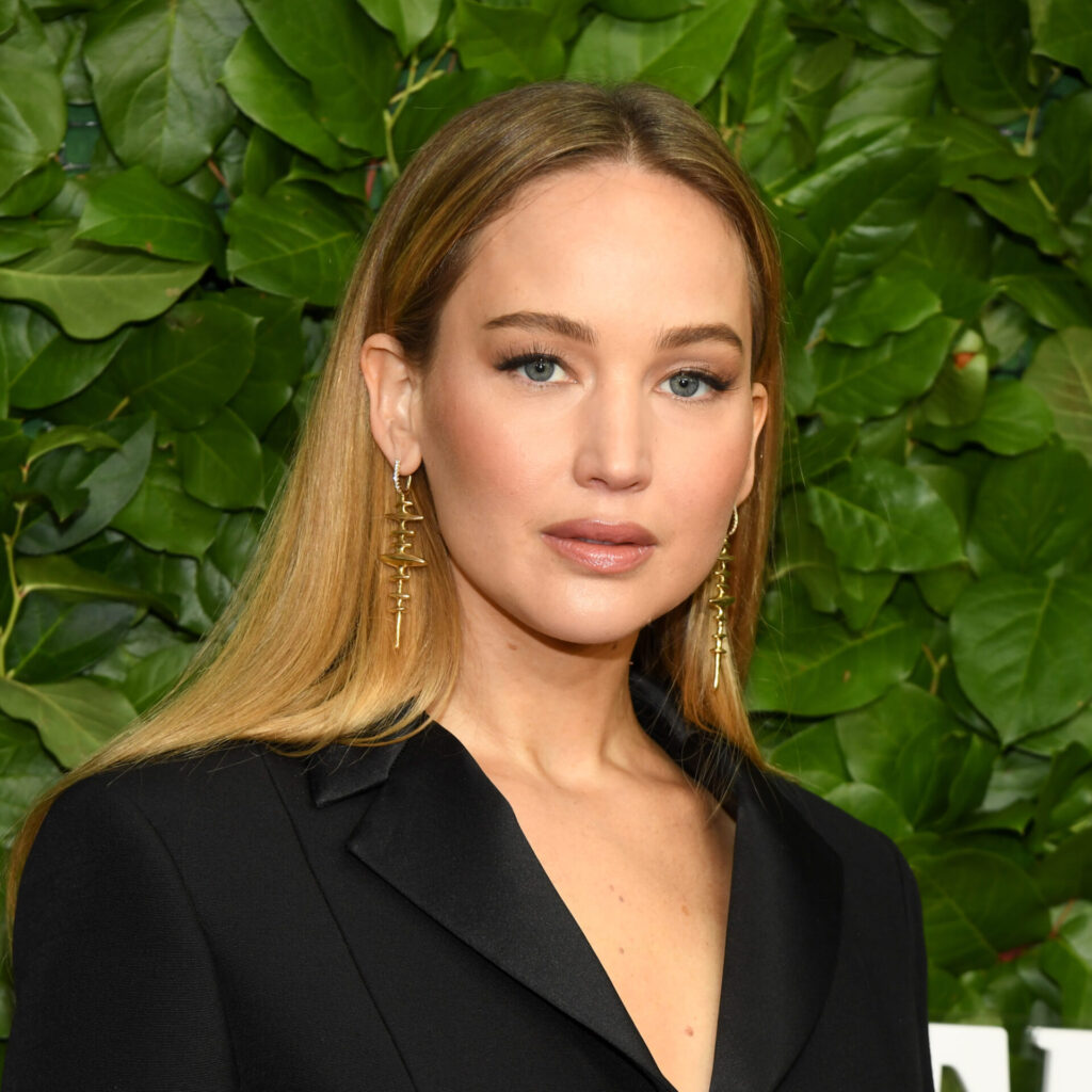 Έχω πεσμένα βλέφαρα, πώς θα φορέσω σωστά το eyeliner;