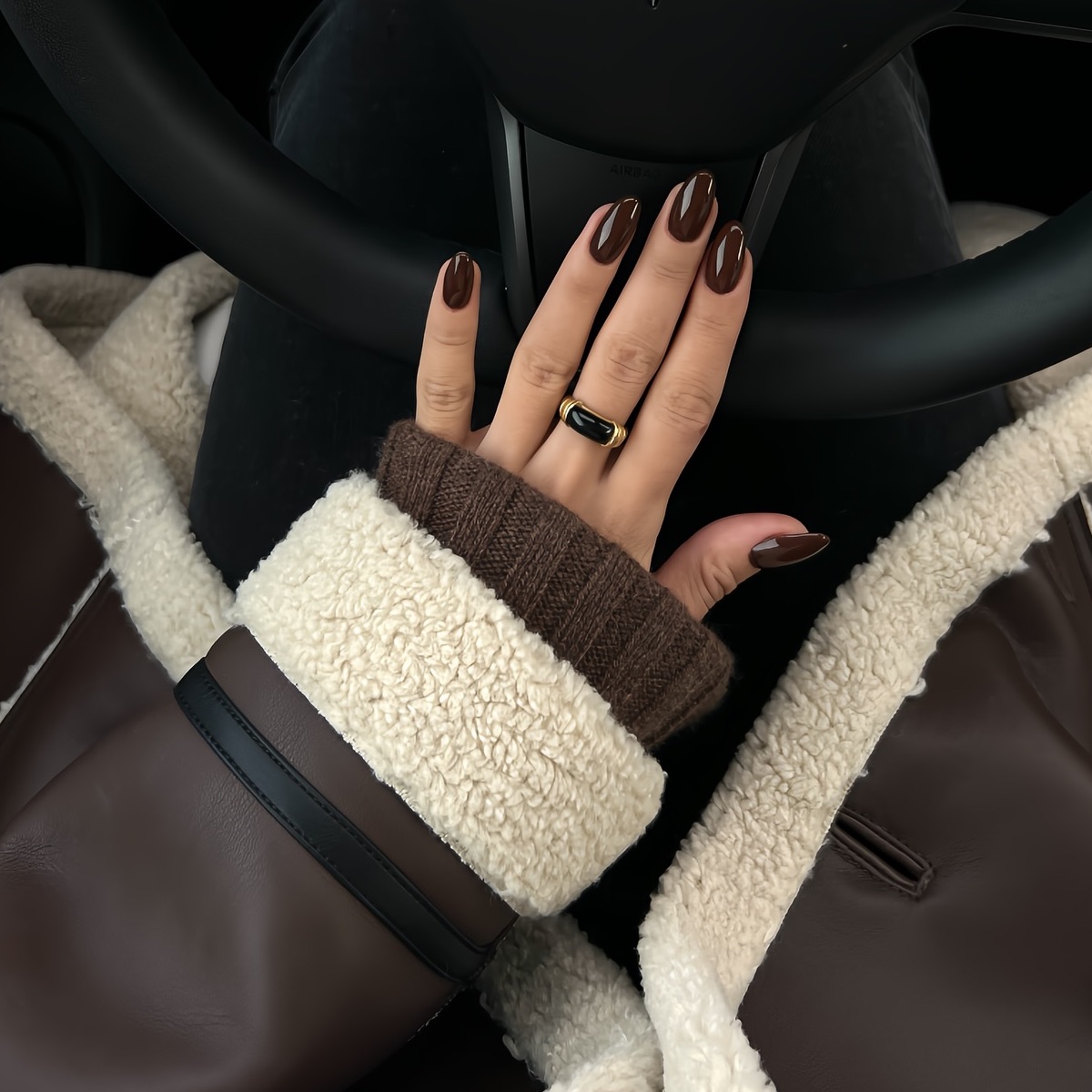 kafe manikiour paarisaizadi 4