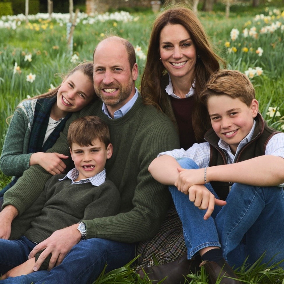 William και Kate Middleton: Τα μηνύματα πίσω από την χριστουγεννιάτικη κάρτα τους