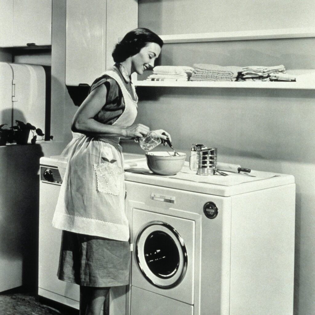 Κίτρινοι λεκέδες στα ρούχα; Ποτέ ξανά με 2 κοινά υλικά που έχετε στην κουζίνα