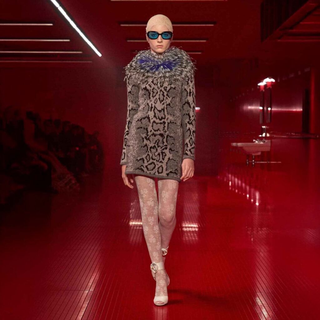 mini-plekto-forema-valentino