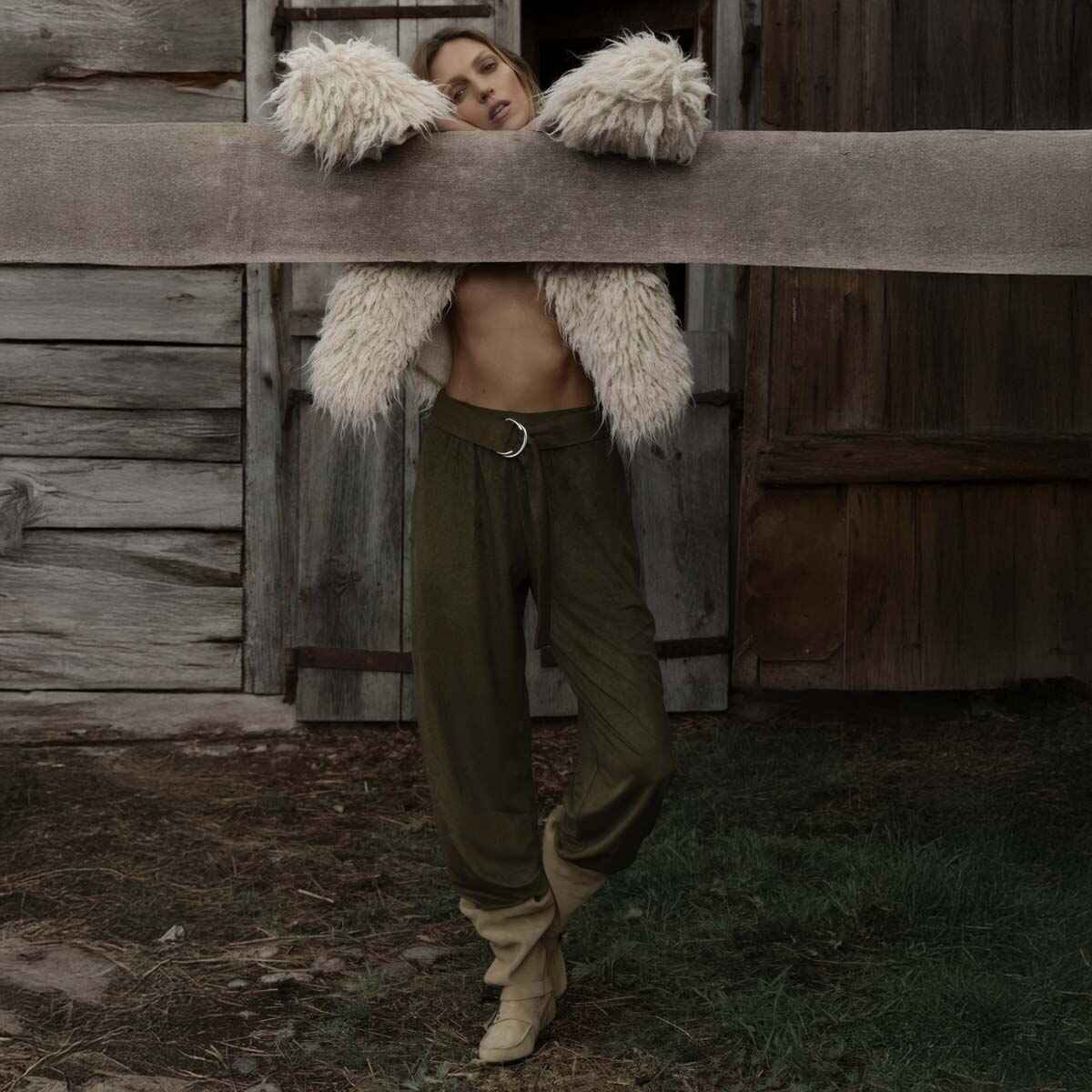 shopping-basket-suede-pantelonia-zara (6)