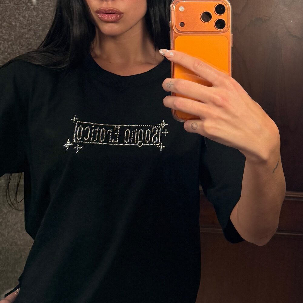 starry nails dua lipa 1