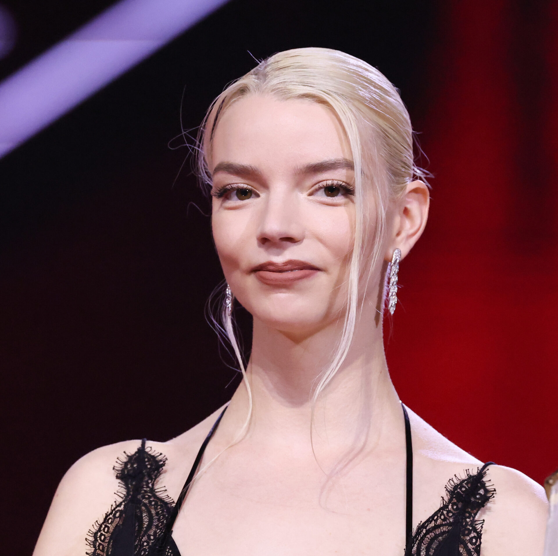 terakota-kragion anya taylor joy