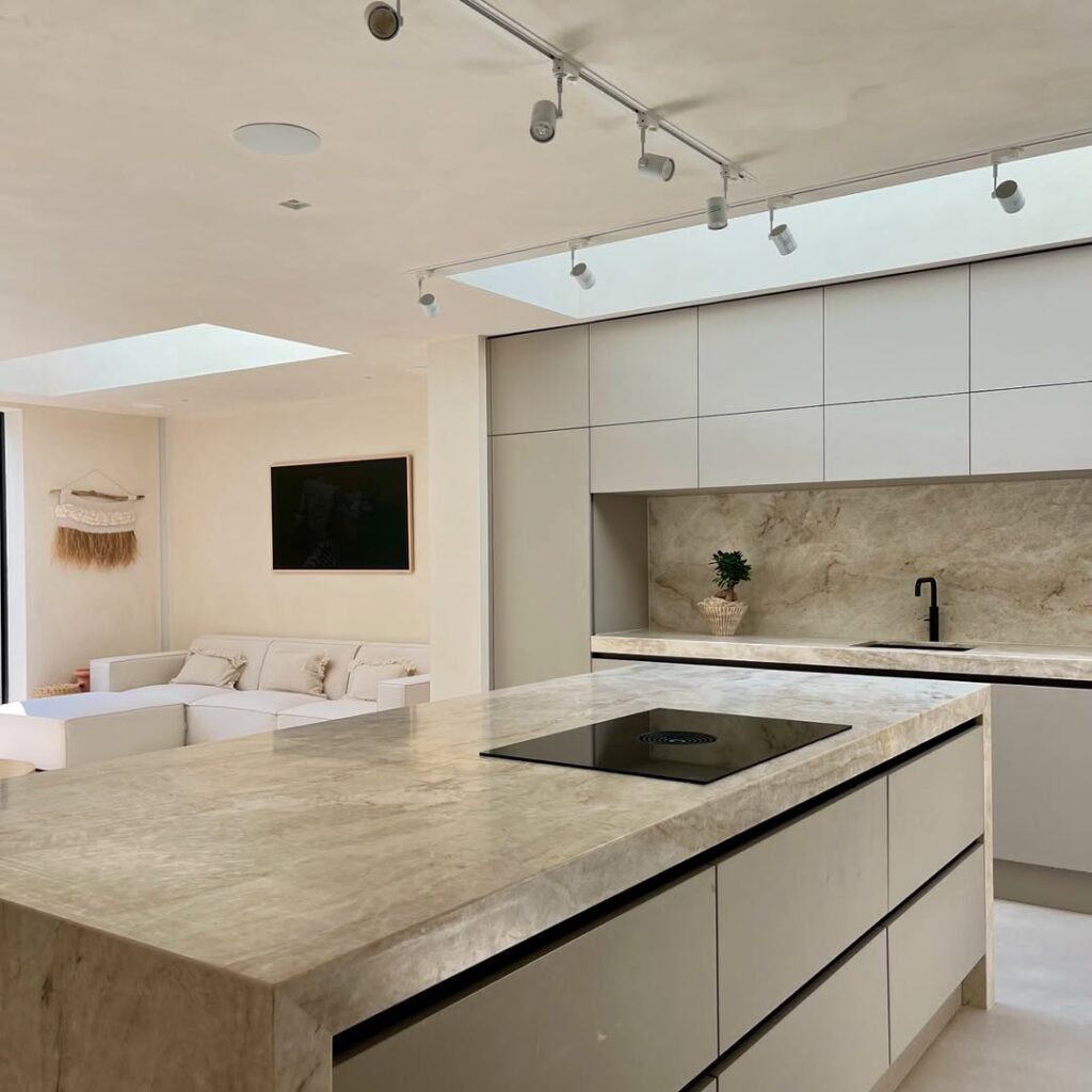 “Αντίο” τραπεζαρία: η νέα τάση που την αντικαθιστά