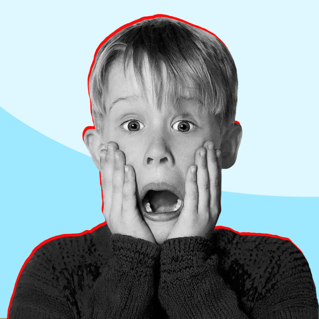 Μόνη στο σπίτι τα Χριστούγεννα | Ε και;