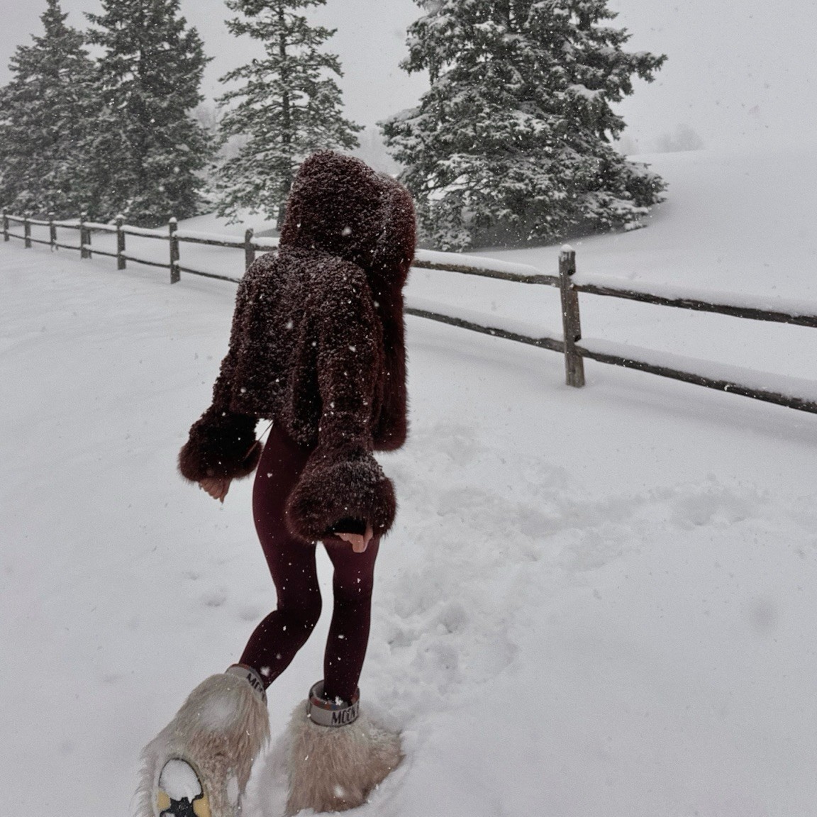 xionia-mpornto-leximars