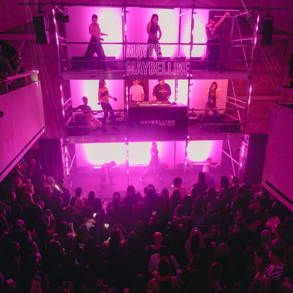 Eleni Foureira x Maybelline 2