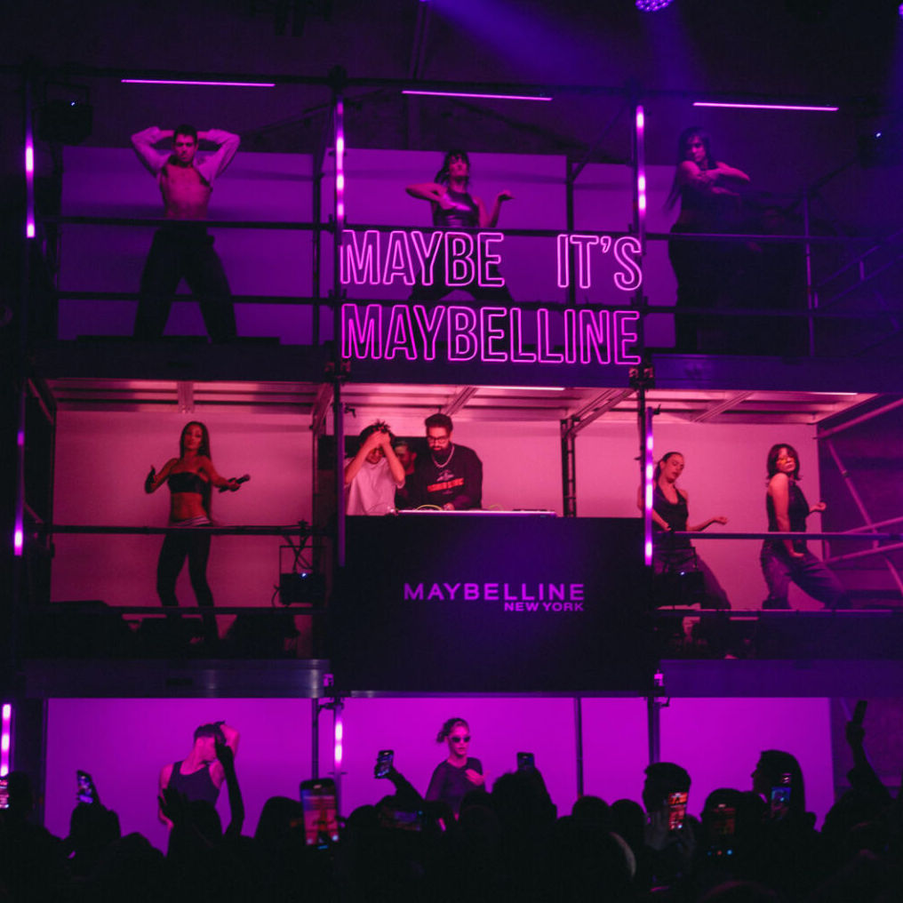 Eleni Foureira x Maybelline 4