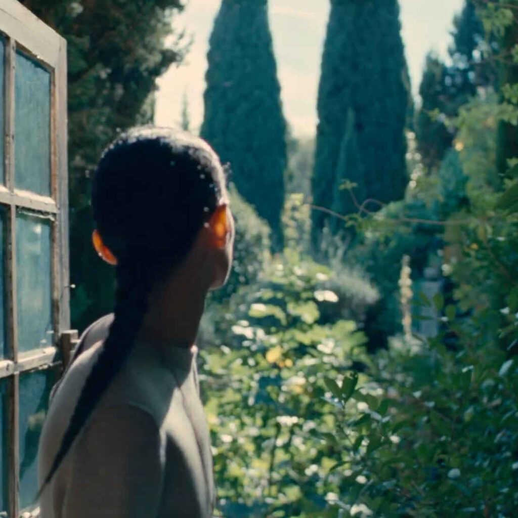 Loro Piana Άνοιξη-Καλοκαίρι 2026: Χρώμα, υφή και εκλεπτυσμένη κομψότητα