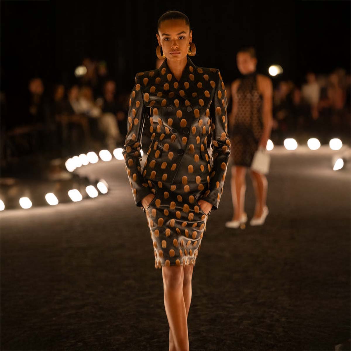 deer-print-SCHIAPARELLI_