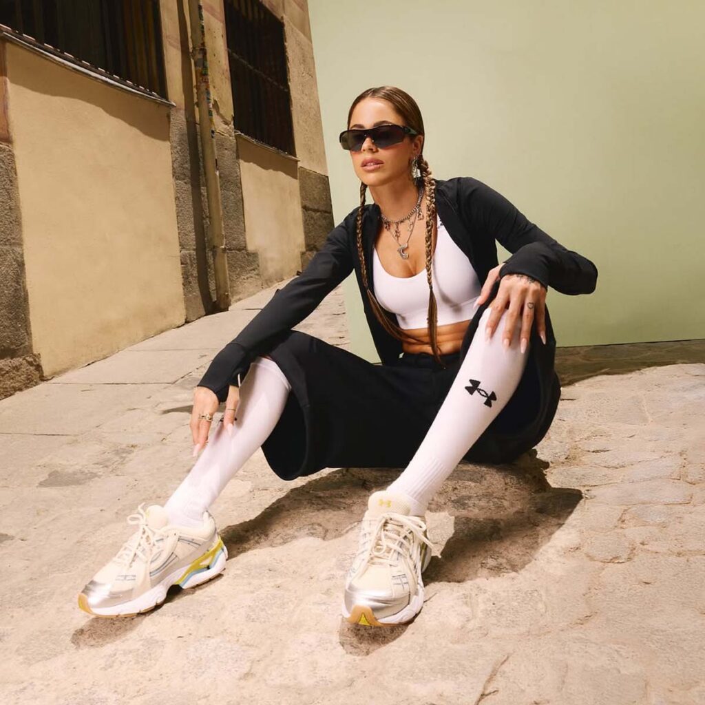 3 sneakers με έκπτωση πάνω από 30% που αξίζει να αγοράσετε από το Intersport