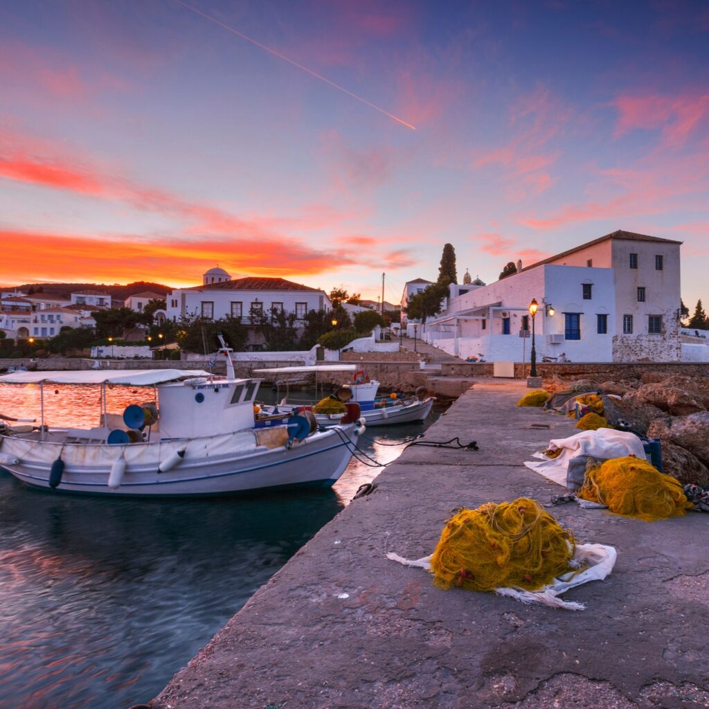 Άγιος Βαλεντίνος: 5 ρομαντικοί προορισμοί στην Ελλάδα