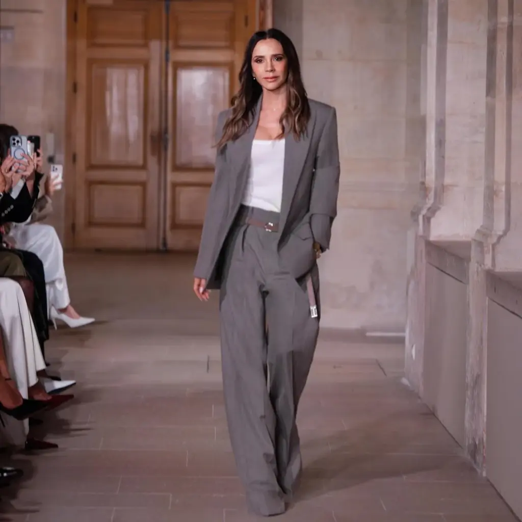 aroma-pasarela-victoria-beckham