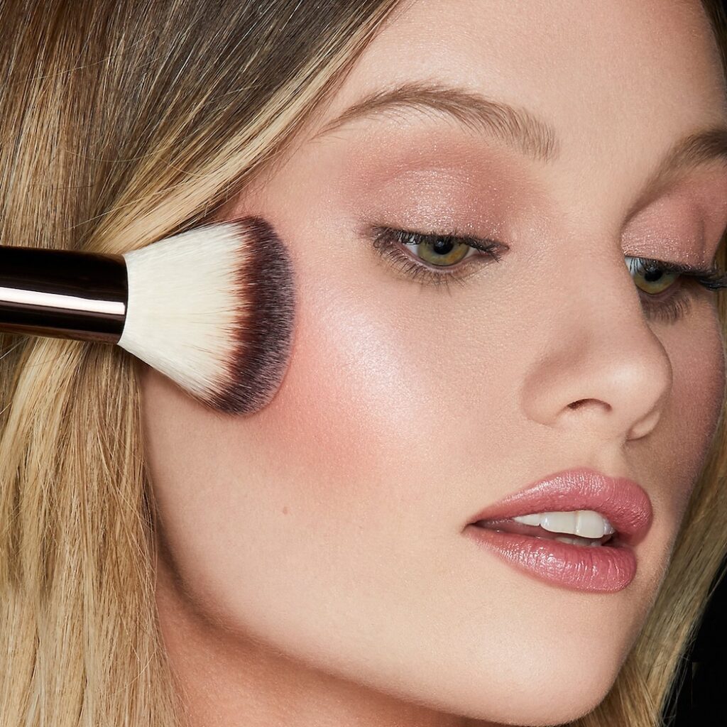 Blush duo: Το προϊόν μακιγιάζ που δεν ξέρατε πως σας χρειάζεται