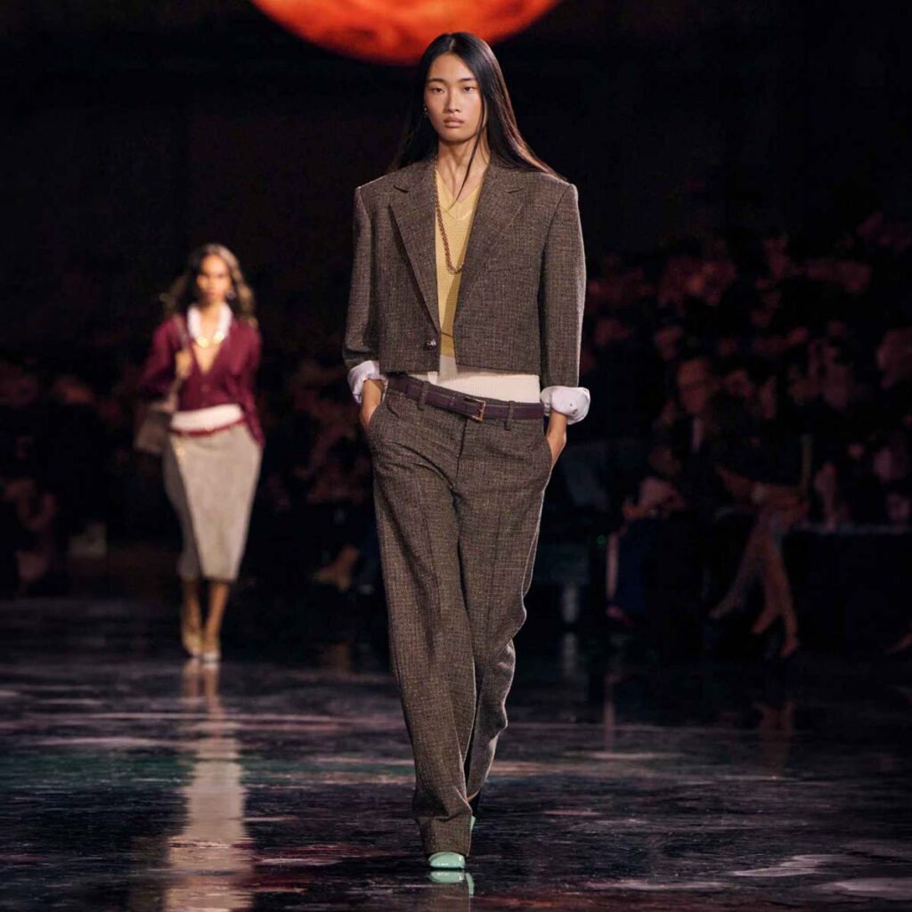 chanel-ss26-cropped-jacket (2)