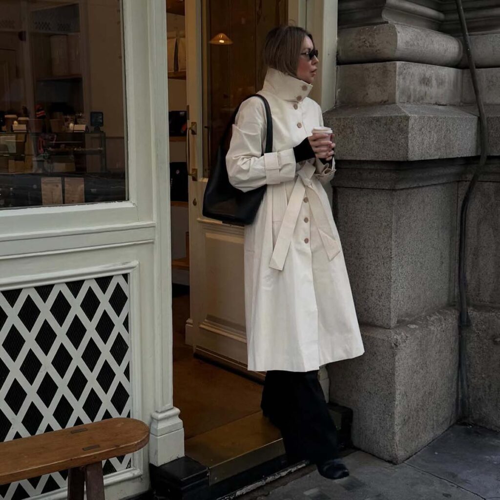 Γκαμπαρντίνα: Γιατί τώρα είναι η κατάλληλη εποχή να την αγοράσετε;